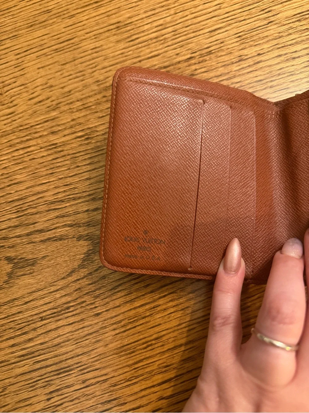 Louis Vuitton Monogram Canvas Zip Compact Wallet-unisex authentic vintage